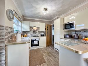 Photo 13- click for photo gallery